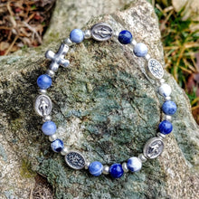 Load image into Gallery viewer, Miraculous Medal bracelet