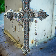 Load image into Gallery viewer, Crystal Rosary beads