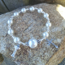 Load image into Gallery viewer, First Holy Communion Pearl Rosary bracelet