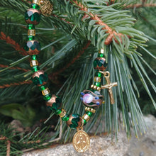 Load image into Gallery viewer, Emerald and gold Rosary bracelet
